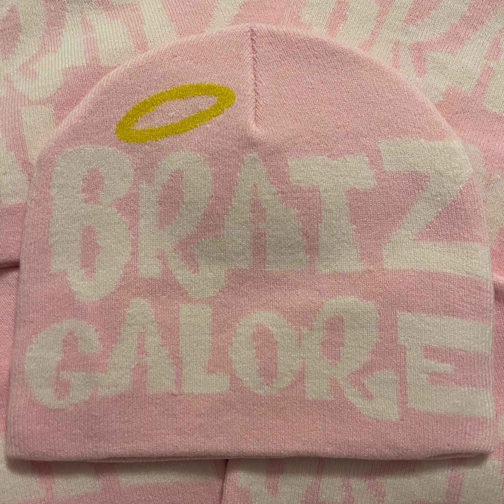 Bubble Gum Bratz Galore Beanie